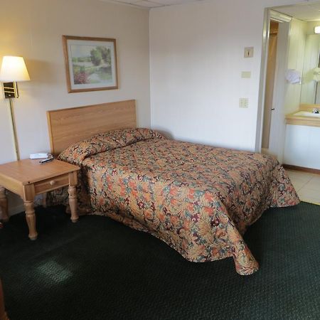 Pine Crest Motor Lodge Holly Springs Exterior foto