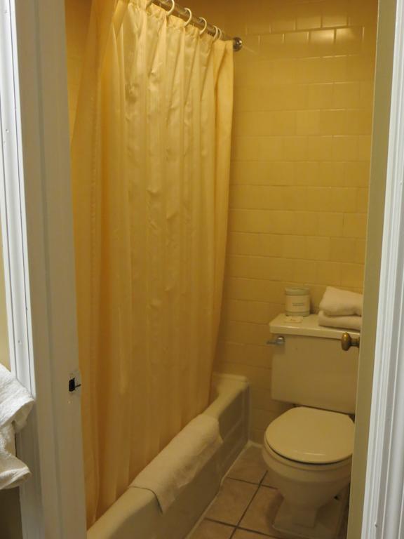 Pine Crest Motor Lodge Holly Springs Habitación foto
